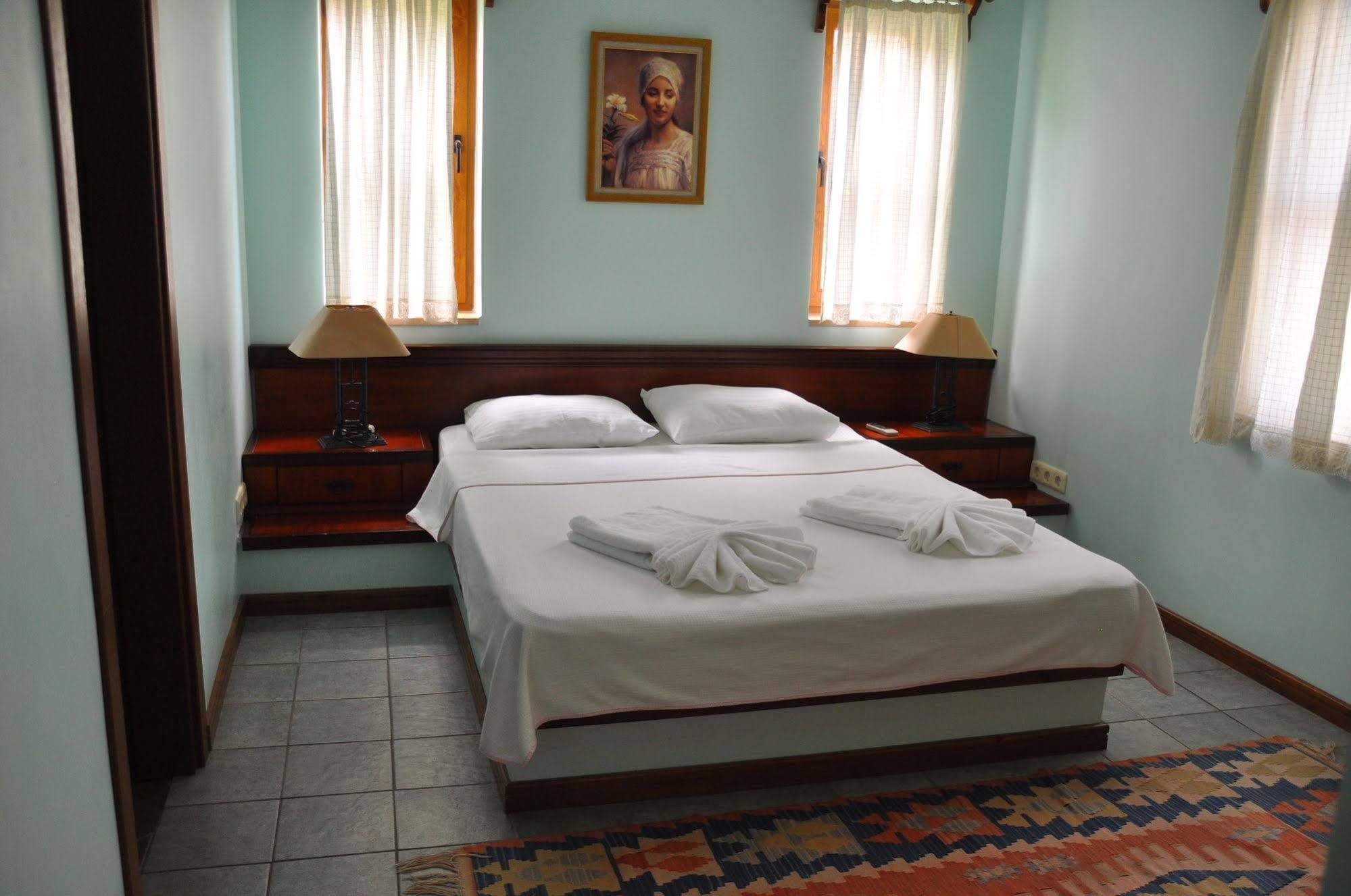 Osmanli Hani Apart Hotel Dalyan Exteriör bild